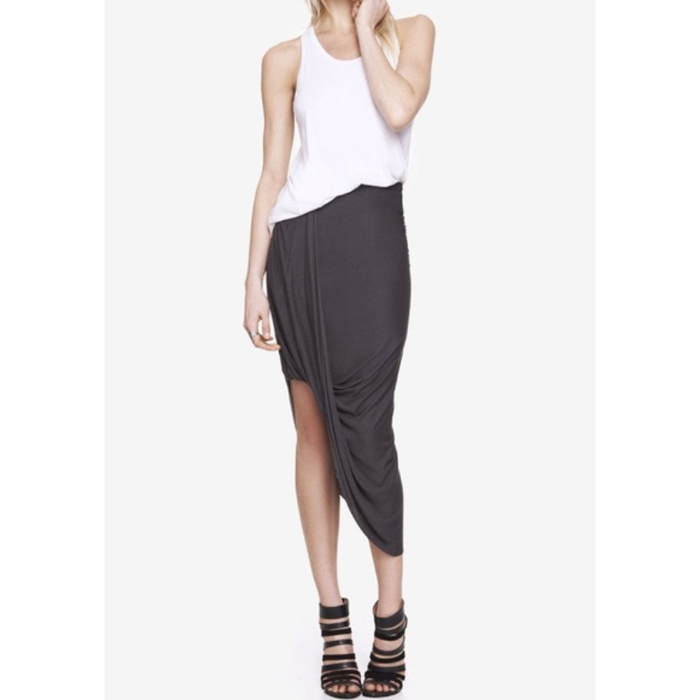 Express Asymmetrical Skirt XS/S